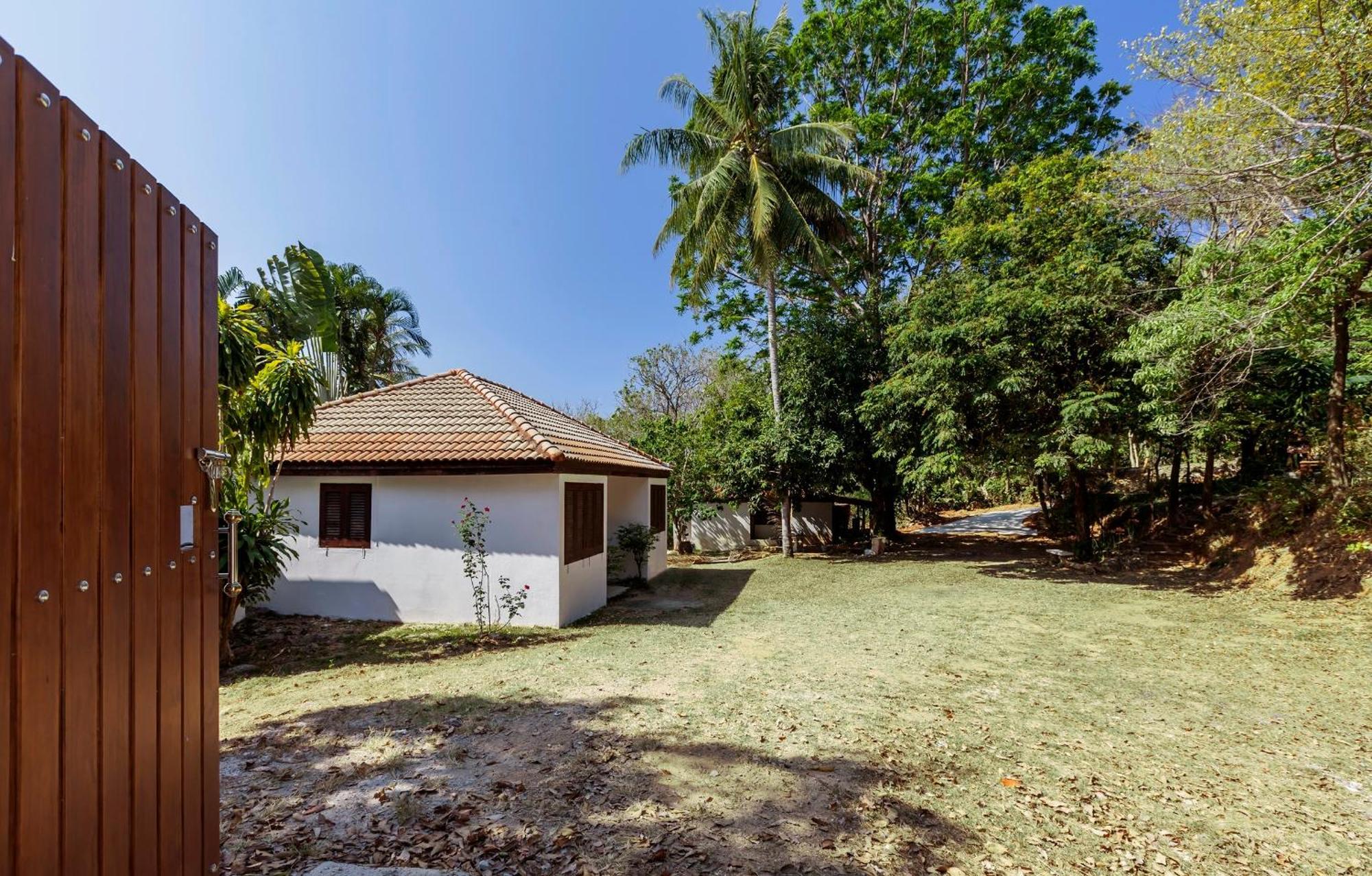 Baan Khunying - Secluded Phuket Beachfront Villa Rawai المظهر الخارجي الصورة