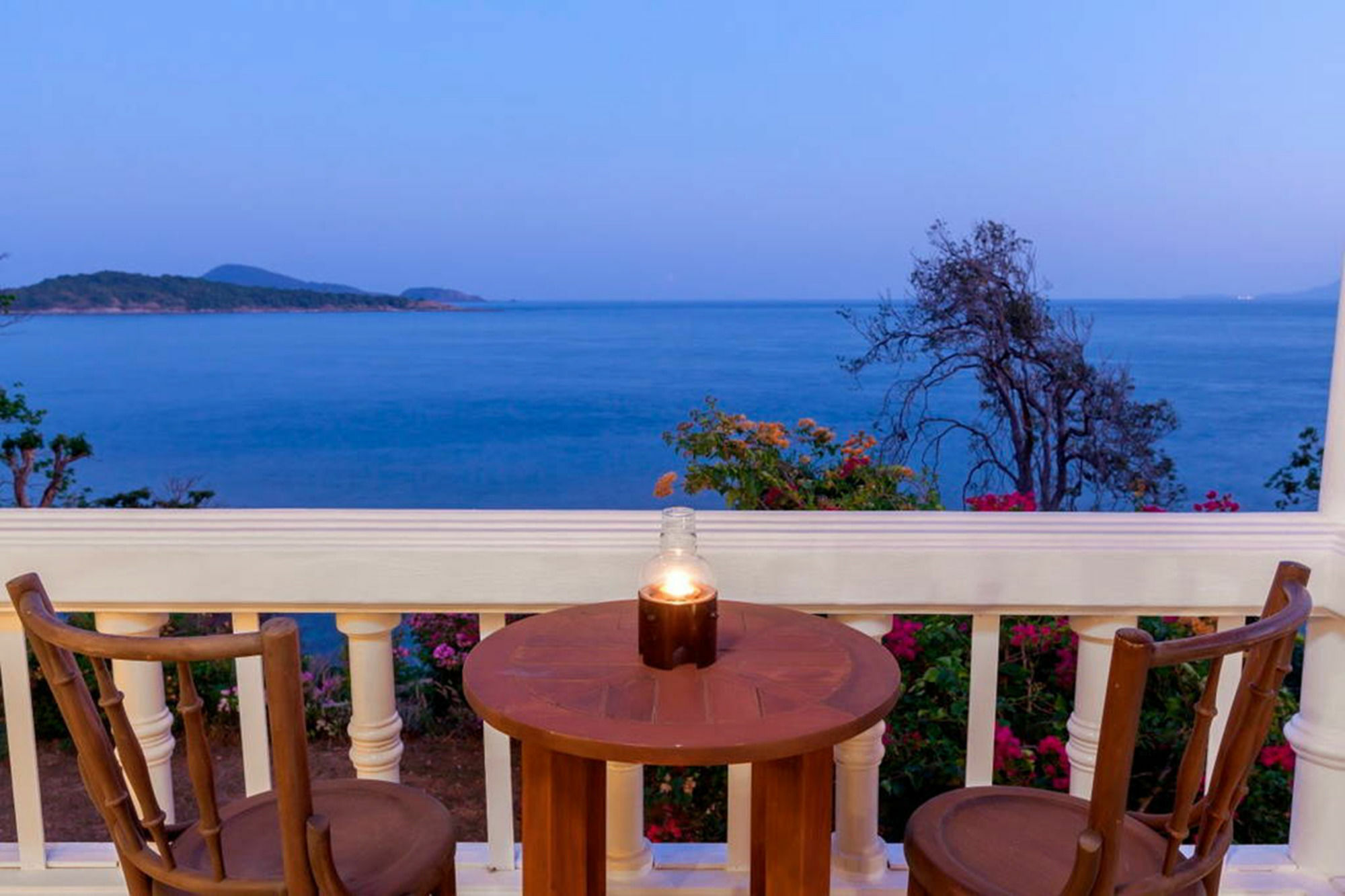 Baan Khunying - Secluded Phuket Beachfront Villa Rawai المظهر الخارجي الصورة