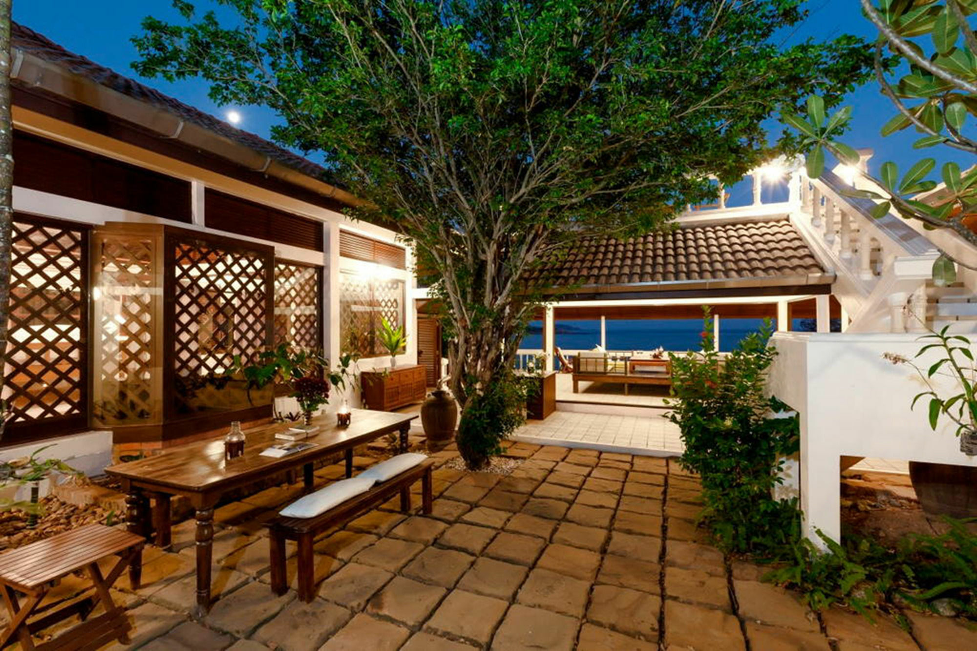 Baan Khunying - Secluded Phuket Beachfront Villa Rawai المظهر الخارجي الصورة