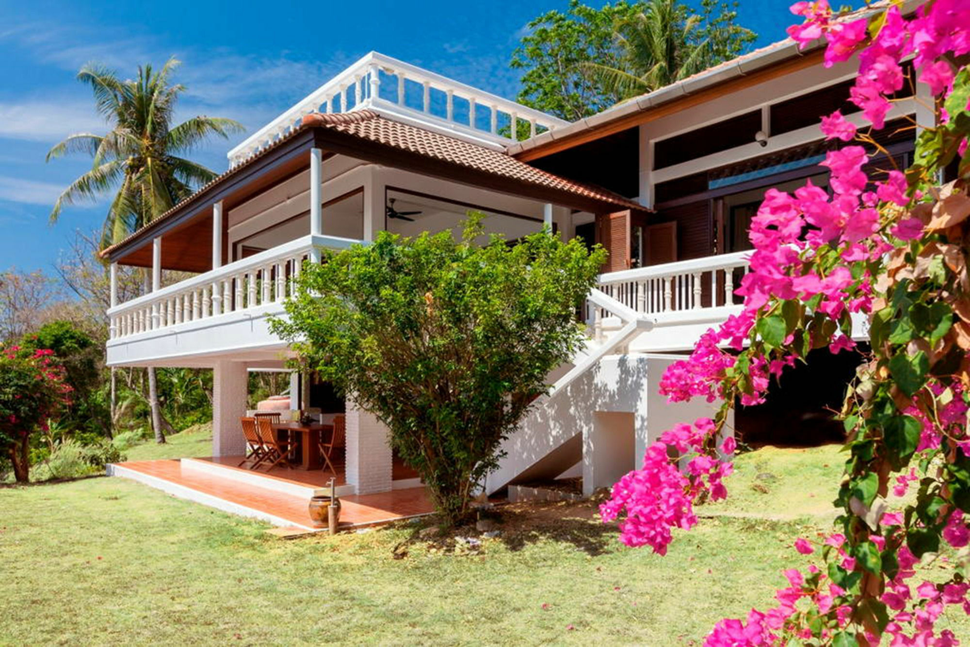 Baan Khunying - Secluded Phuket Beachfront Villa Rawai المظهر الخارجي الصورة